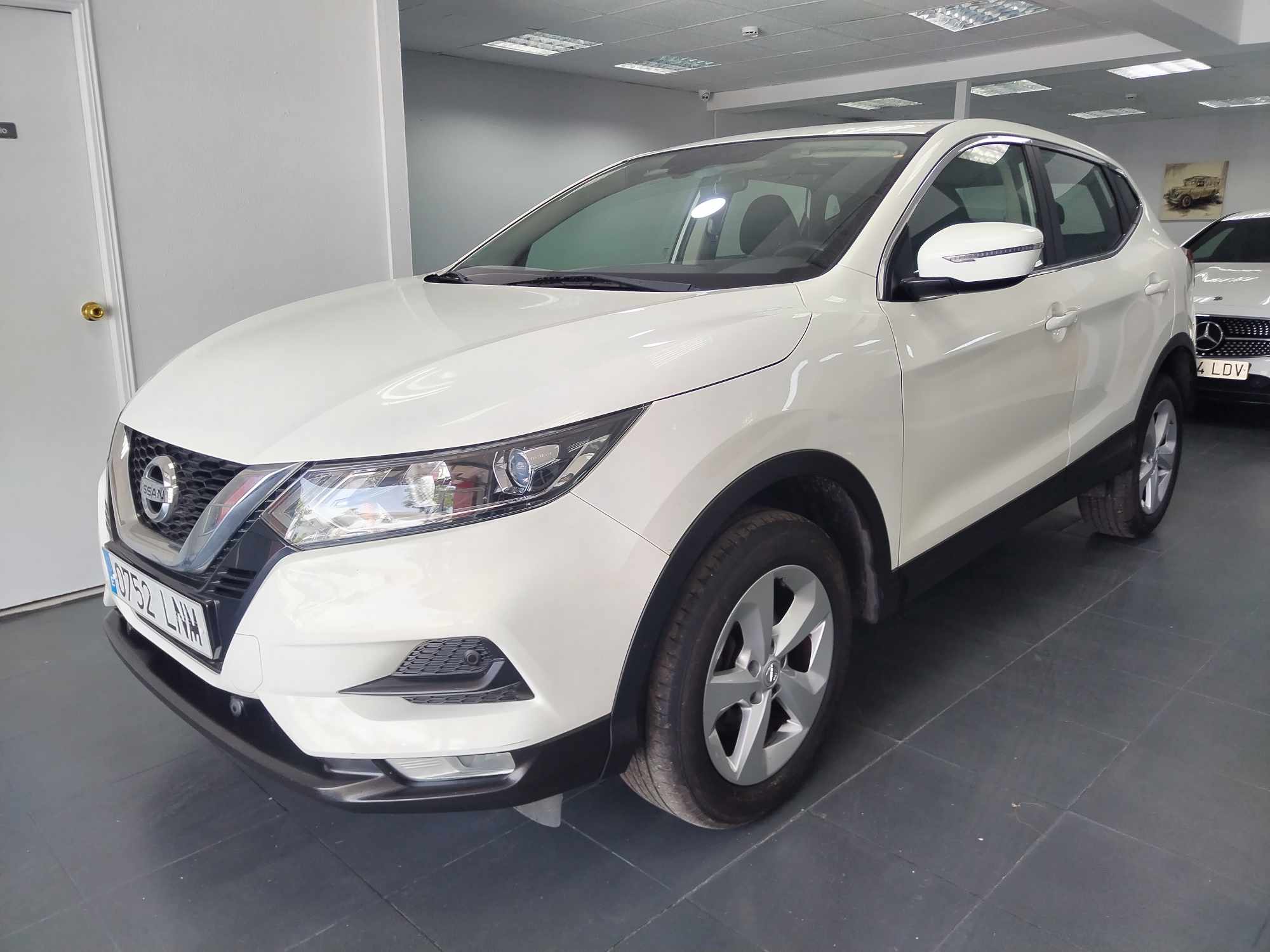 Nissan QASHQAI 2021 diésel en venta en Jerez de la Frontera